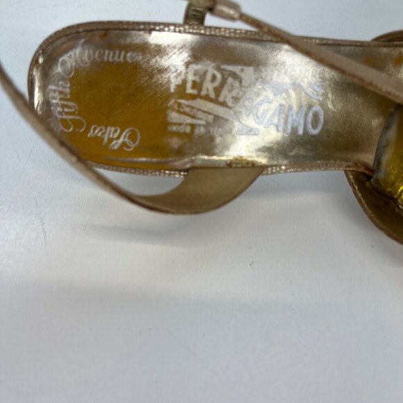 Salvatore Ferragamo Gold Peep Toe Sling Back Heels Size 8.5 Made In Italy - Picture 9 of 11